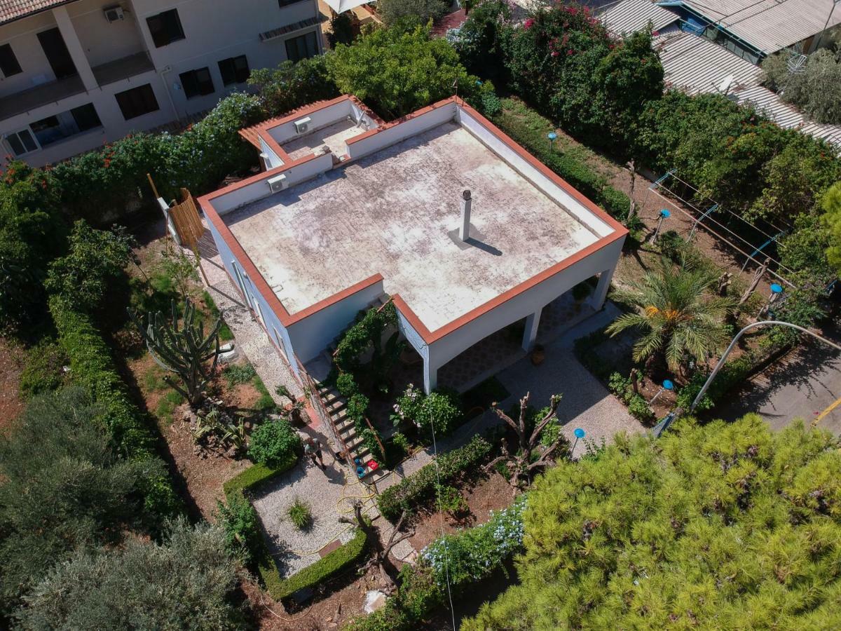 Вілла Isabel House Ізола-делле-Фемміне Екстер'єр фото